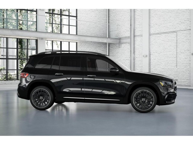 2025 Mercedes Benz GLB 250 photo 15