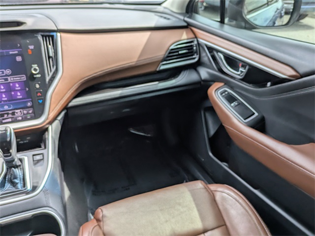 2020 Subaru Outback Touring XT photo 17
