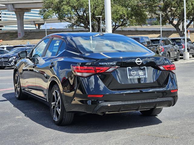 2024 Nissan Sentra SV photo 4