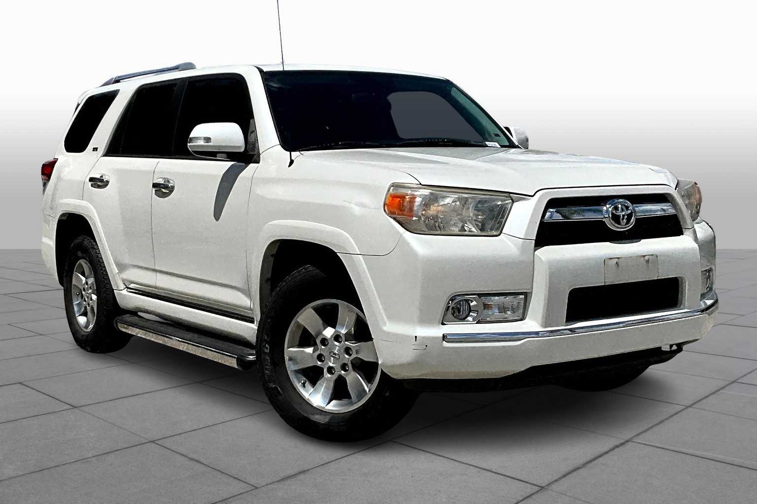 2012 Toyota 4Runner SR5 photo 2