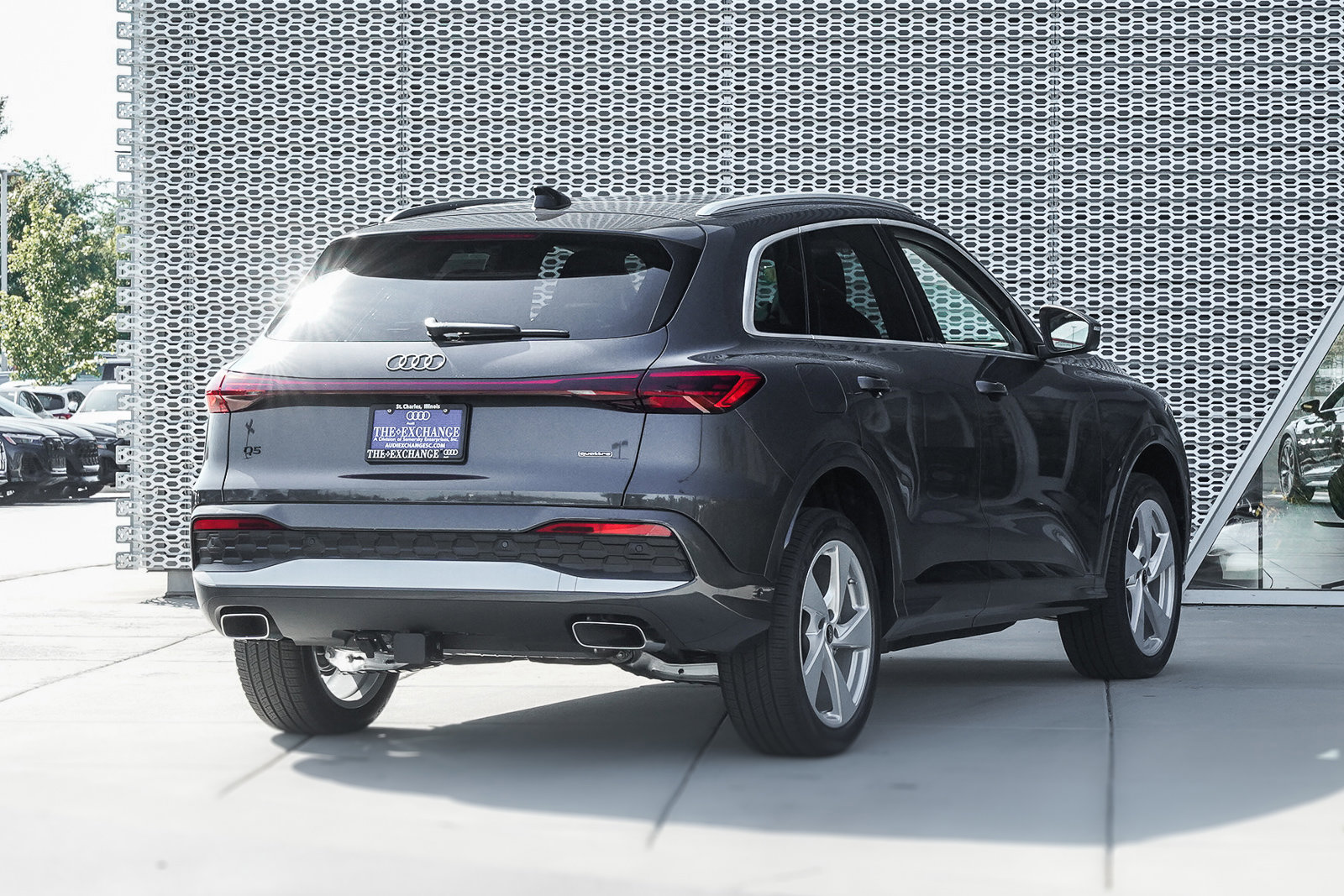 2025 Audi Q5 Premium Plus photo 3