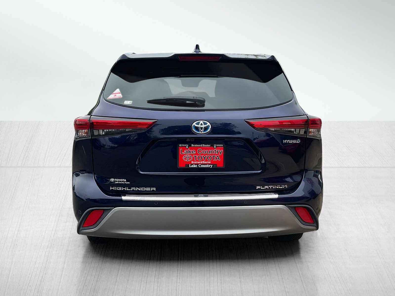 2022 Toyota Highlander Hybrid Platinum photo 4