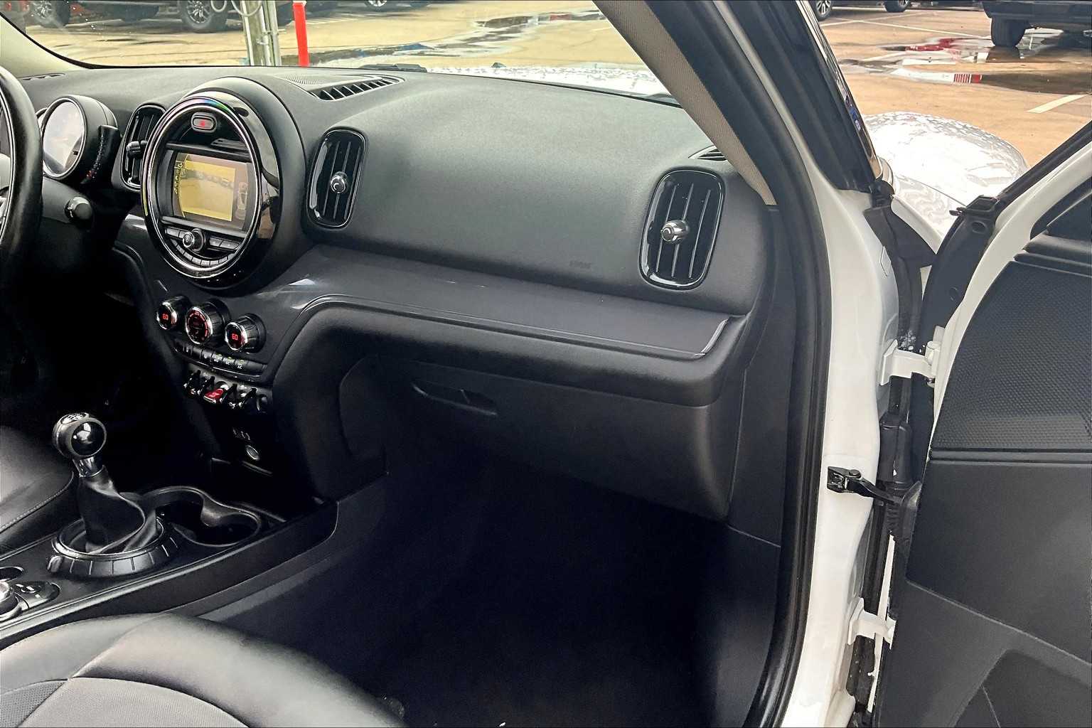 2017 Mini Countryman photo 17