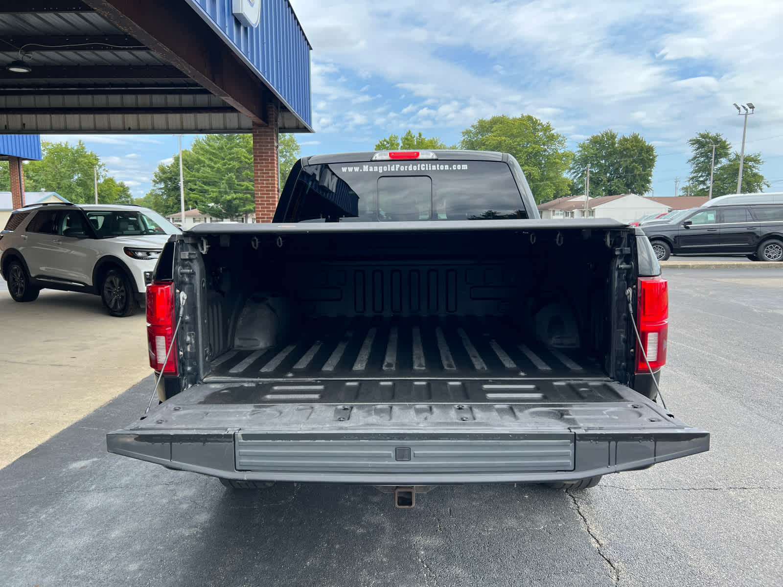 2018 Ford F-150 Platinum photo 24