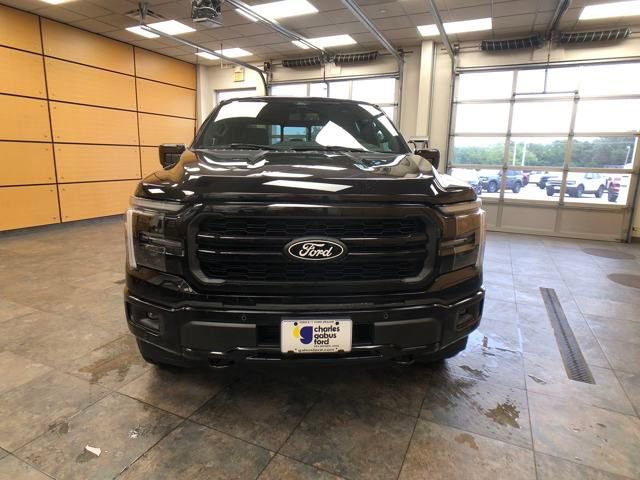 2025 Ford F-150 Lariat photo 3
