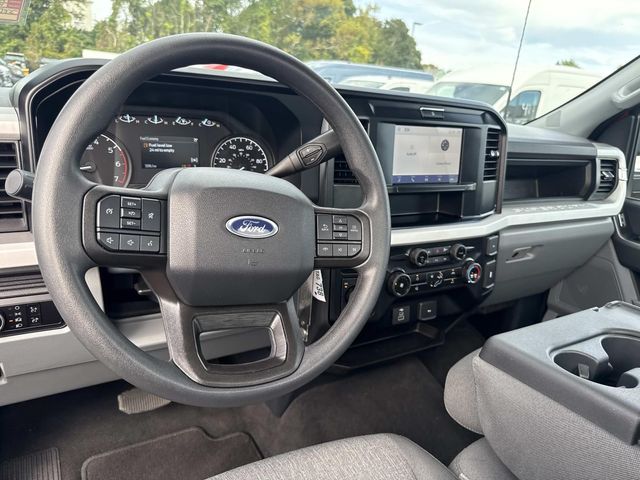 2025 Ford F-350 XL photo 9