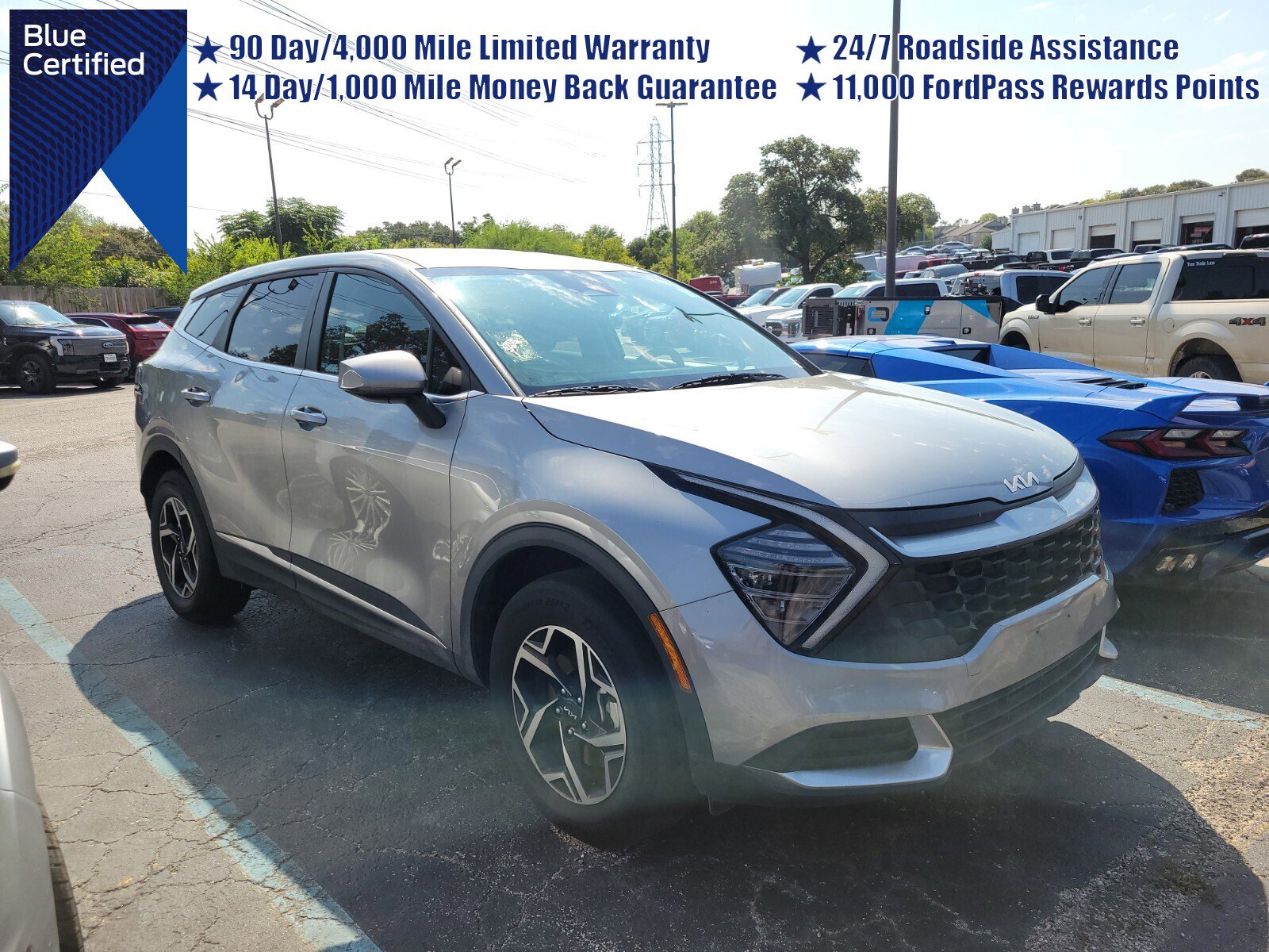 2024 Kia Sportage LX's photo