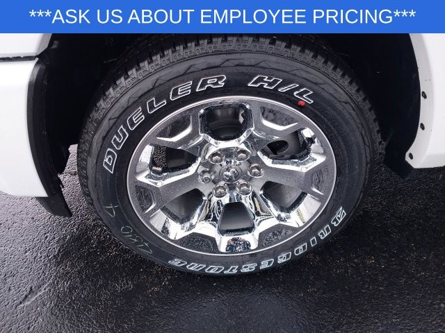 2025 Ram 1500 Big Horn Lone Star photo 13