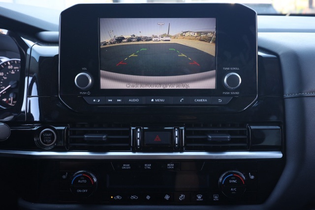 2024 Nissan Pathfinder SV photo 26