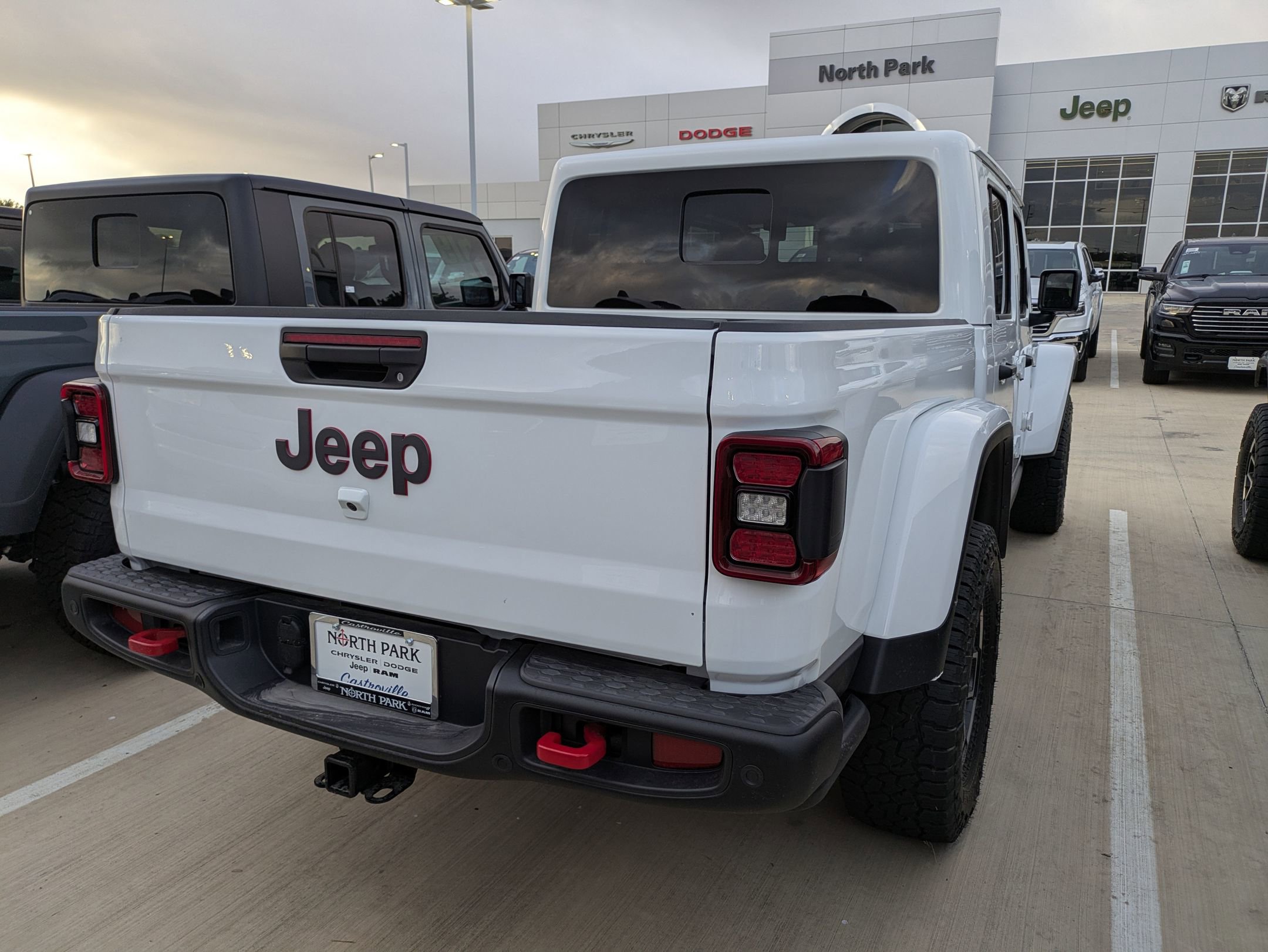2025 Jeep Gladiator Rubicon photo 4