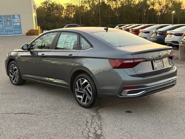 2023 Volkswagen Jetta 1.5T SEL photo 7