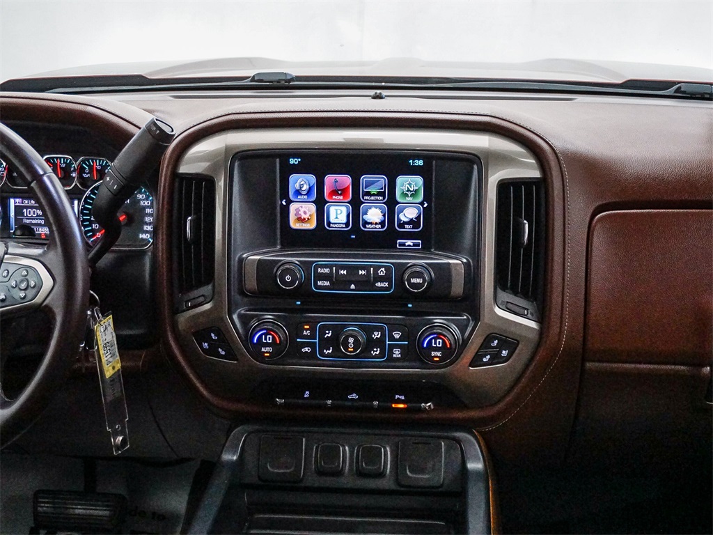 2016 Chevrolet Silverado High Country photo 14