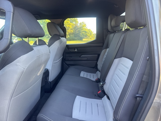 2024 Toyota Tacoma TRD Off-Road photo 13