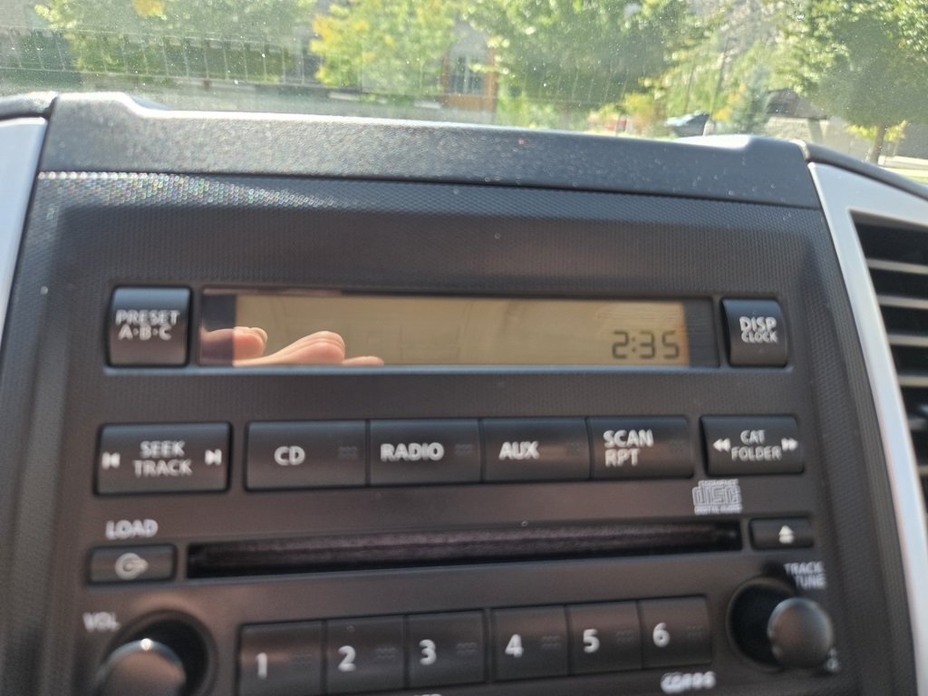 2012 Nissan Frontier PRO-4X photo 14