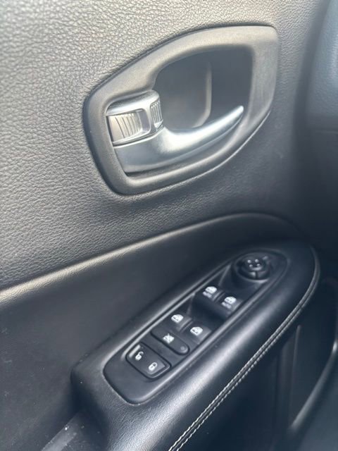 2021 Jeep Compass Altitude photo 18