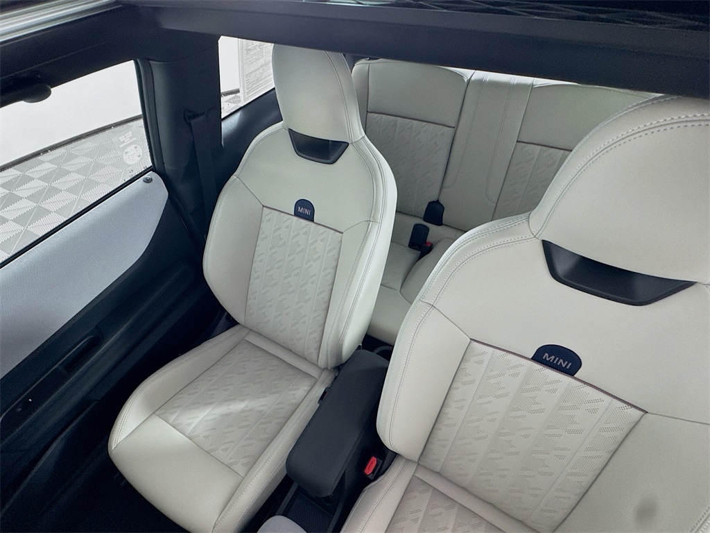 2025 Mini Cooper photo 19