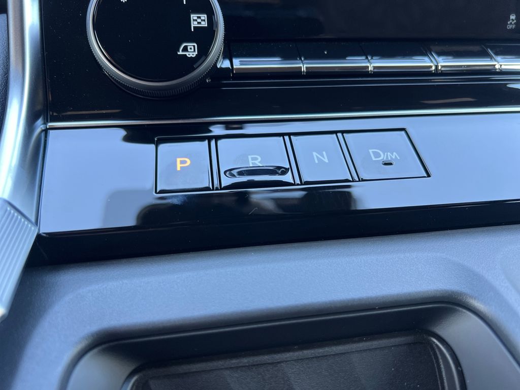 2026 Nissan Armada Platinum photo 9