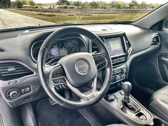2019 Jeep Cherokee Limited photo 2