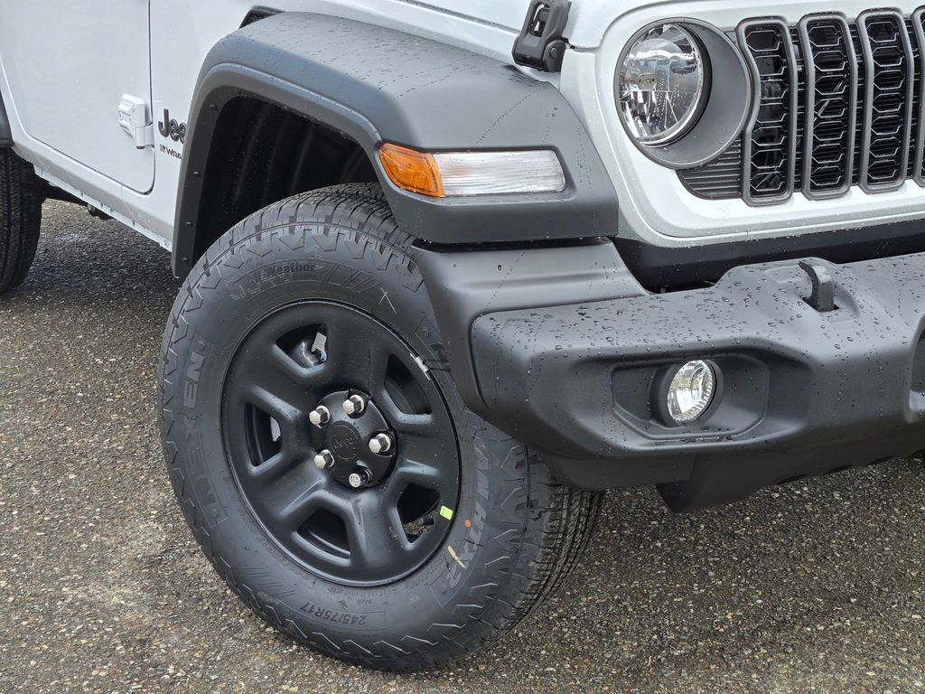 2025 Jeep Wrangler Sport photo 3
