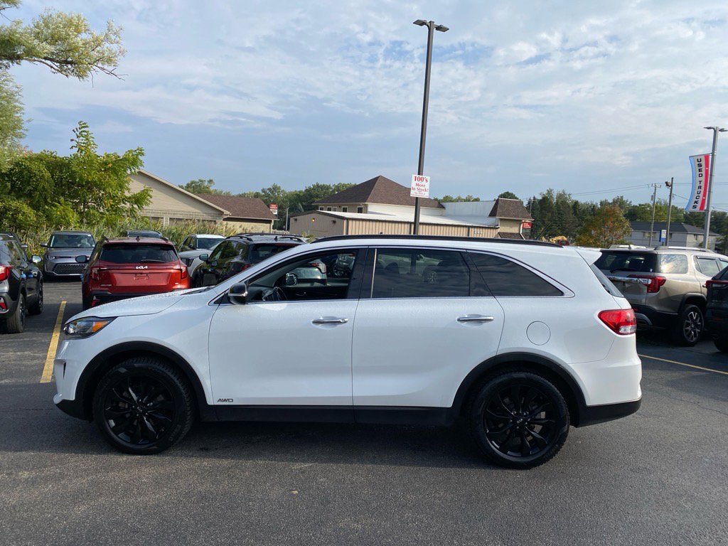 2019 Kia Sorento S photo 3