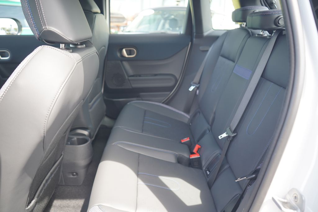 2026 Mini Cooper 4 Door Hardtop Signature photo 7