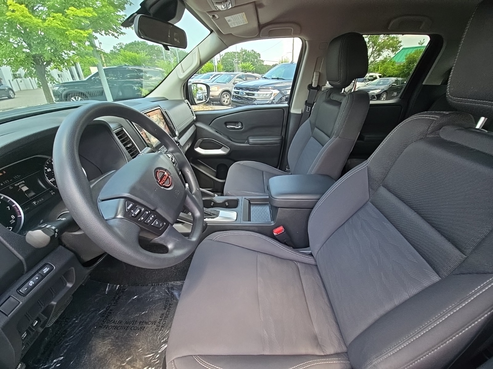 2023 Nissan Frontier SV photo 9