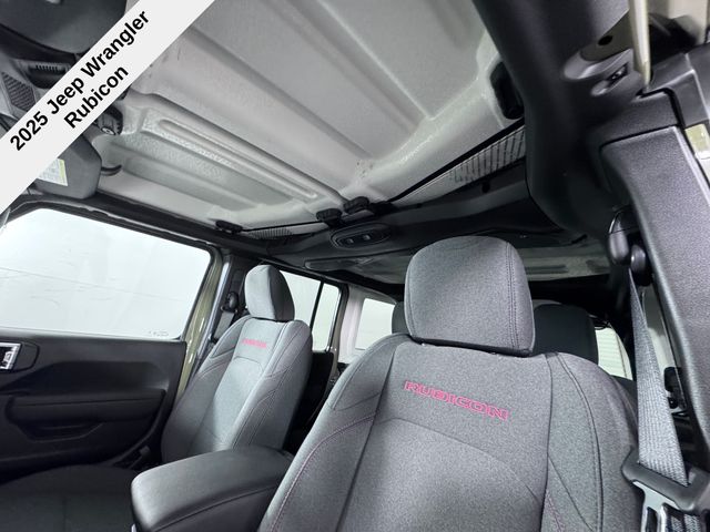 2025 Jeep Wrangler Rubicon photo 14