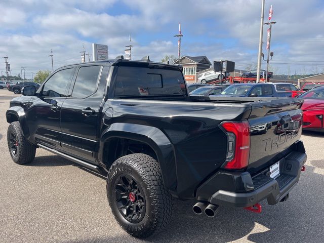 2025 Toyota Tacoma TRD Pro 4x4 photo 6
