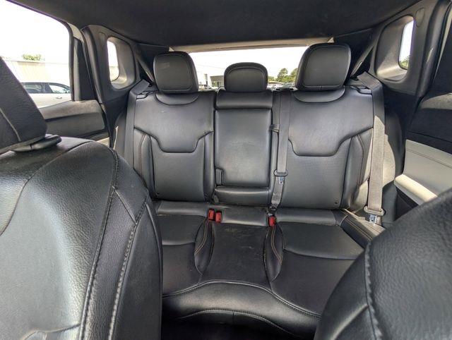 2023 Jeep Compass Limited photo 10