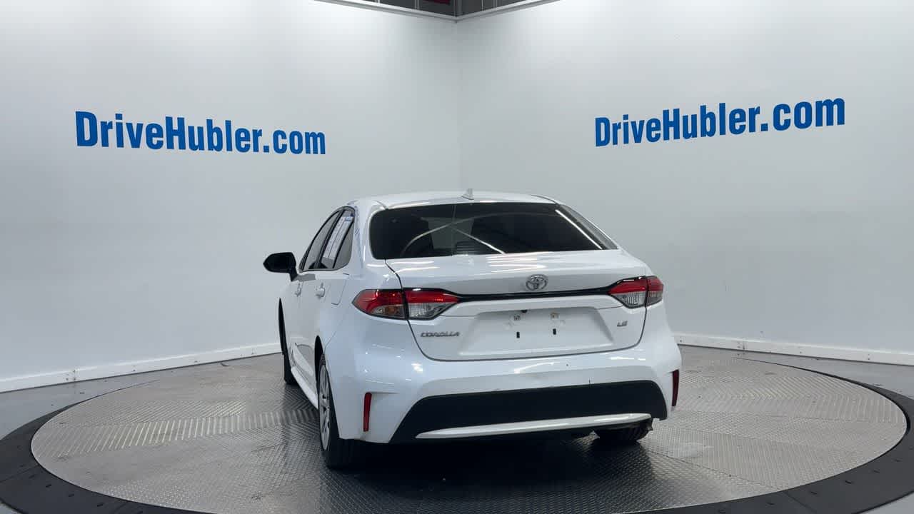 2021 Toyota Corolla LE photo 2