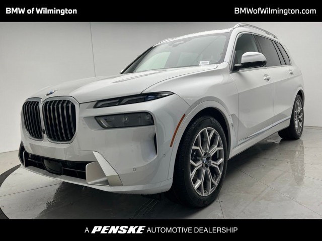 2026 BMW X7 40i's photo