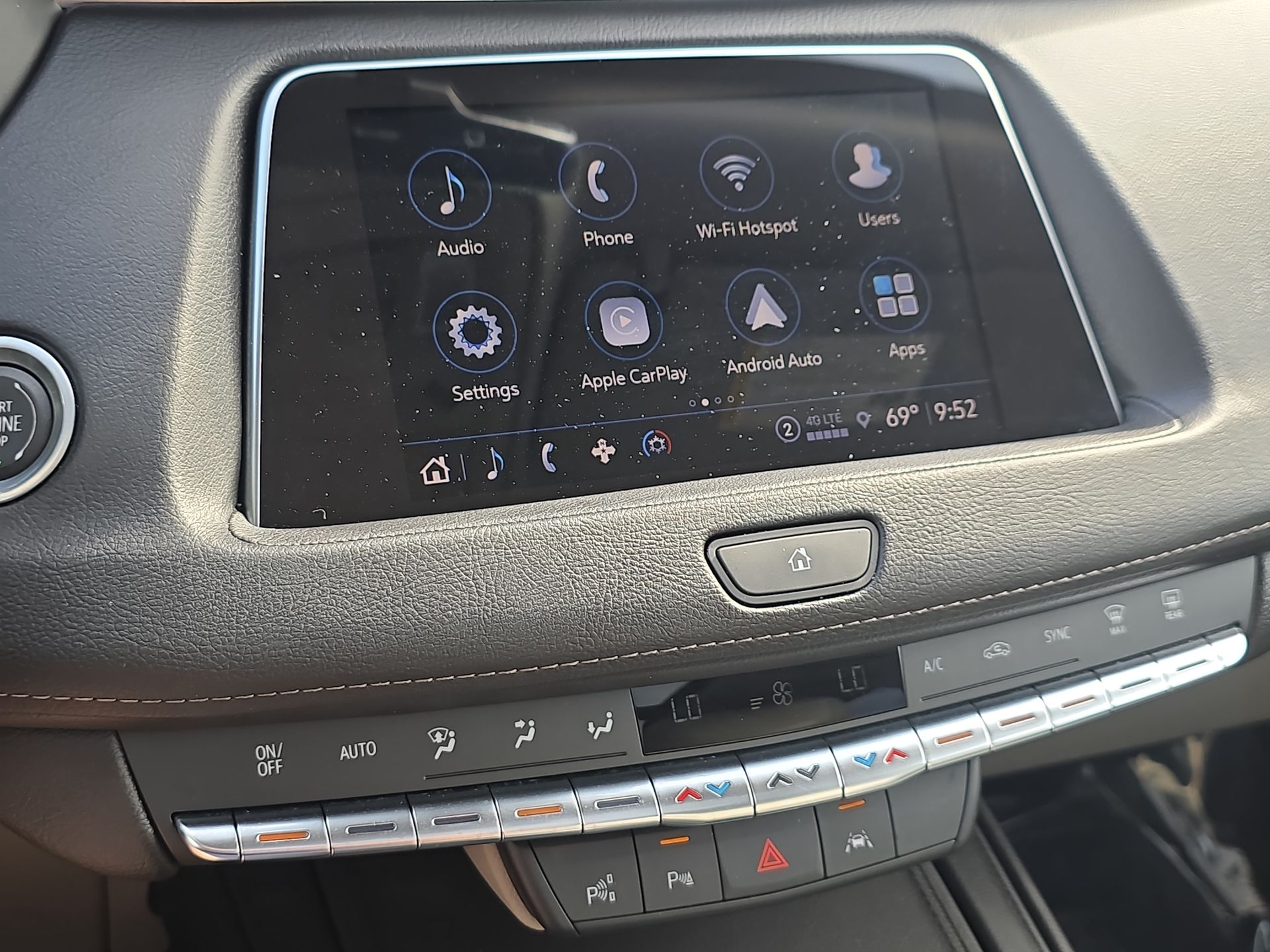 2022 Cadillac XT4 Premium Luxury photo 46