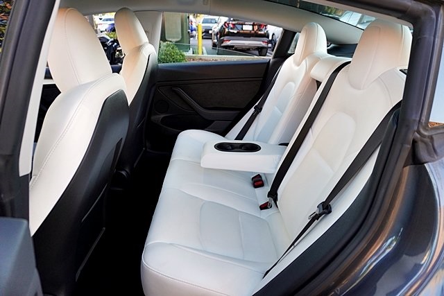 Used 2023  Tesla Long Range image 17
