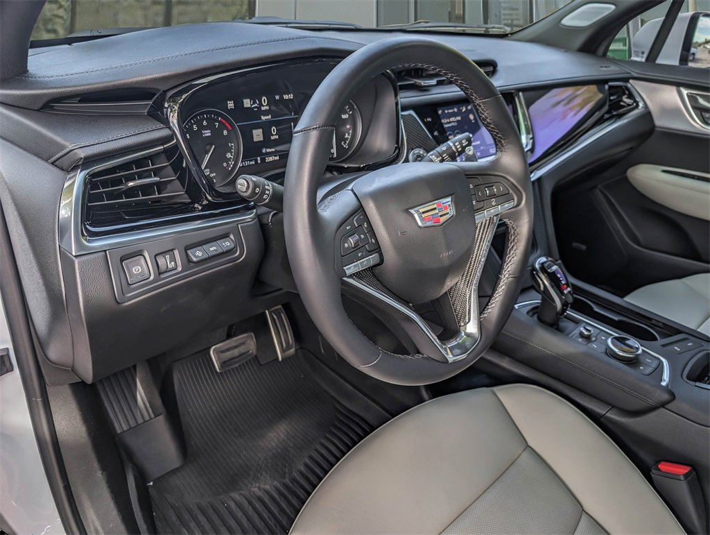 2025 Cadillac XT6 Sport photo 10