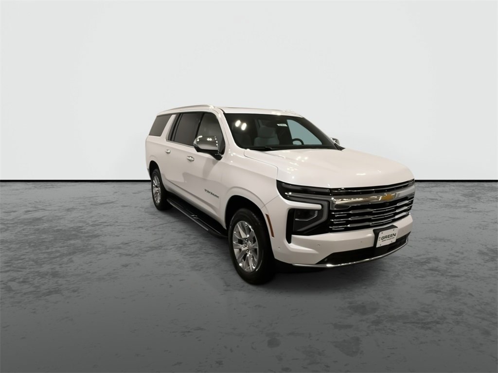 2025 Chevrolet Suburban Premier photo 2