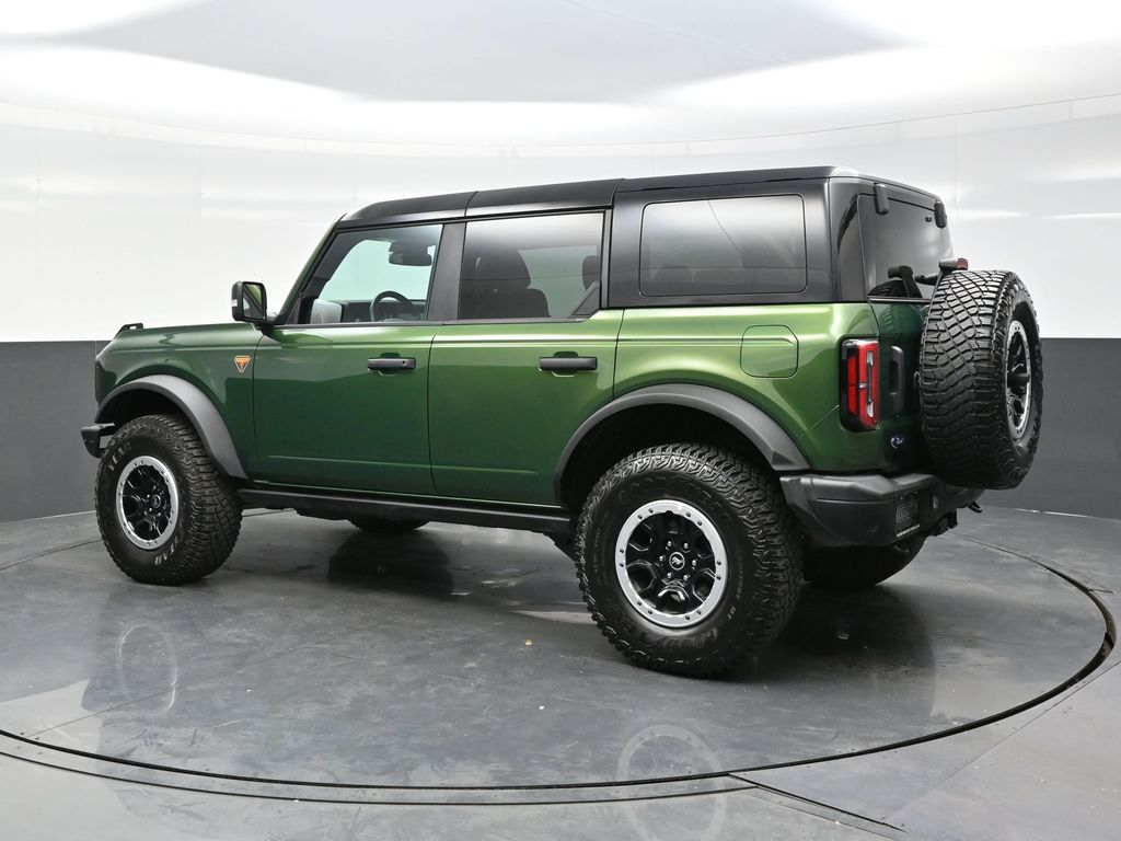 2024 Ford Bronco Badlands photo 3