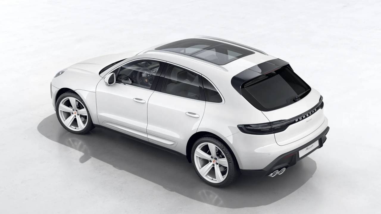 2026 Porsche Macan T photo 3
