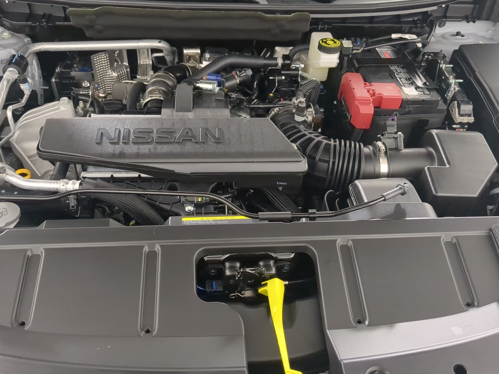 2026 Nissan Rogue SV photo 23