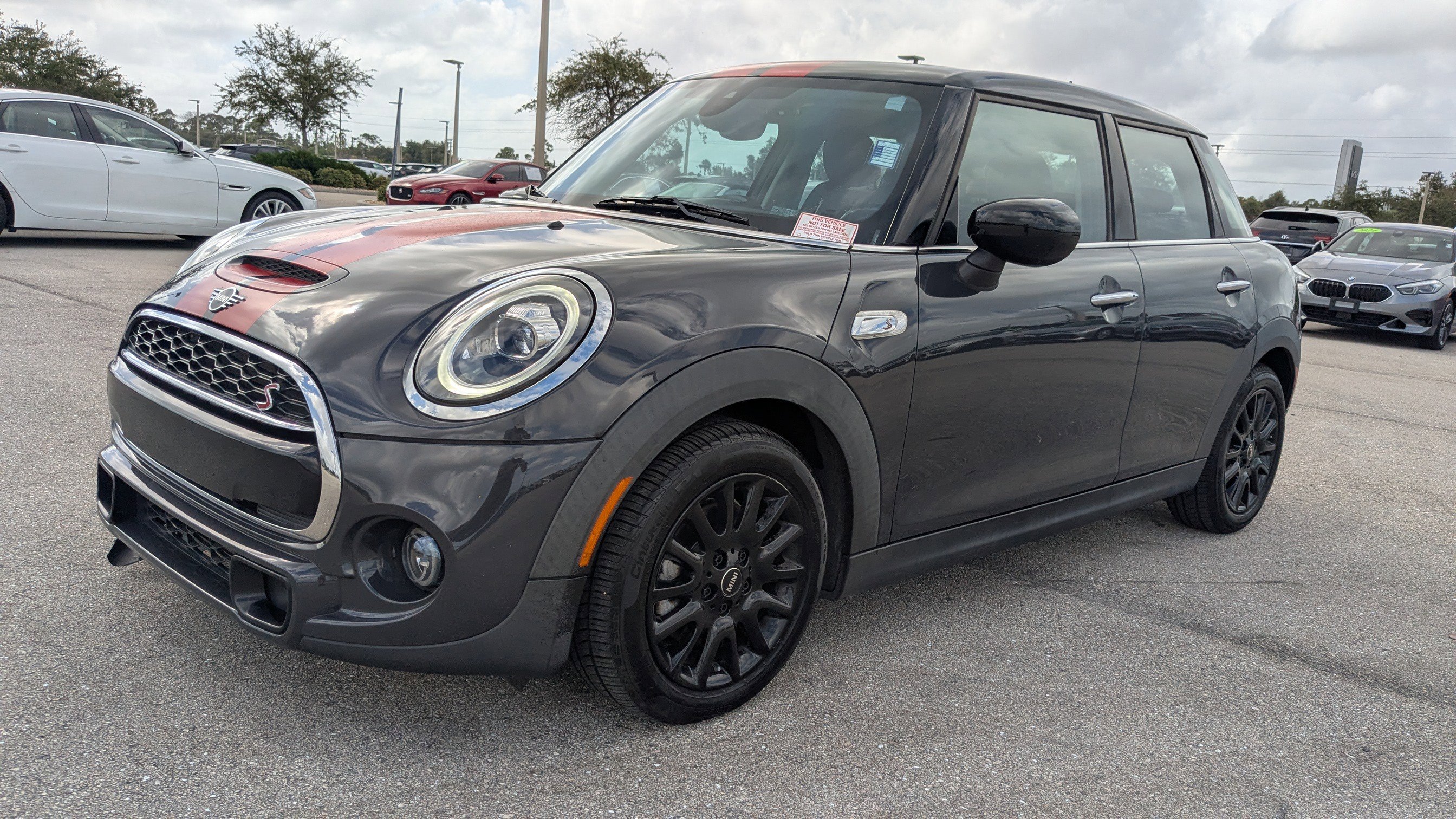 2020 Mini Cooper 4 Door Hardtop S photo 2