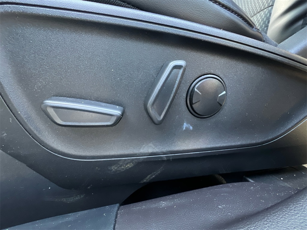 2024 Ford Escape ST-Line photo 27