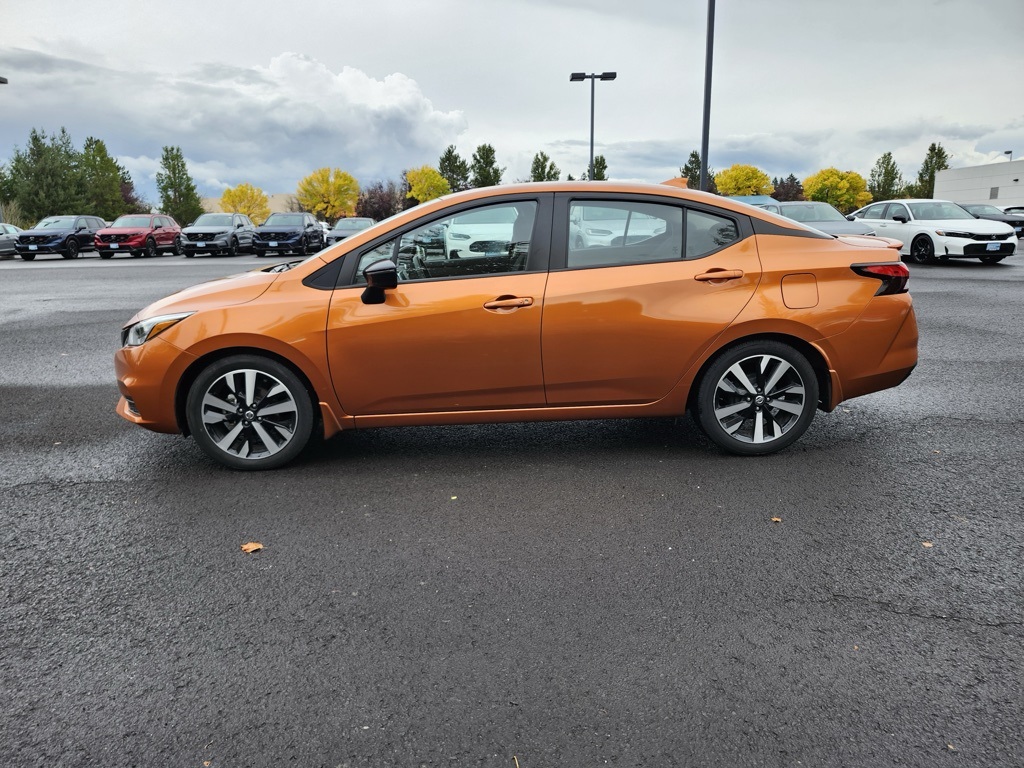 2022 Nissan Versa 1.6 SR photo 4