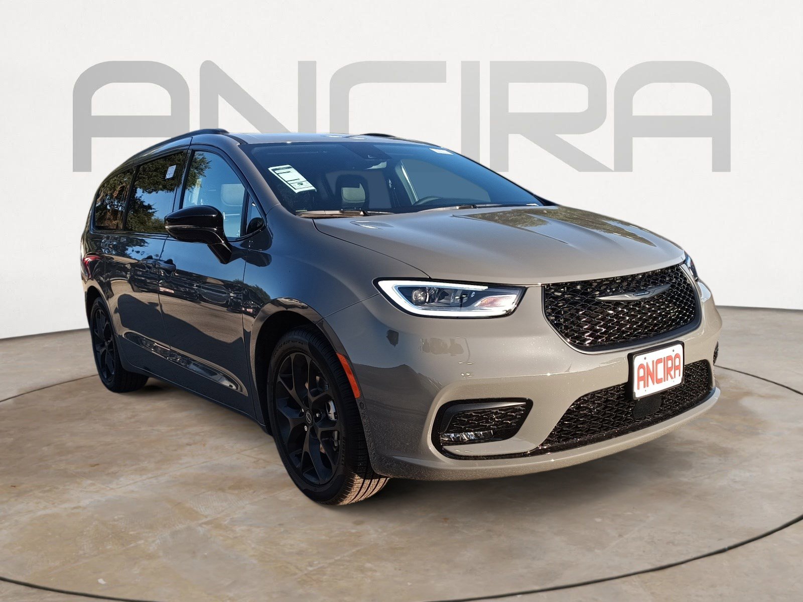 2025 Chrysler Pacifica Limited photo 6
