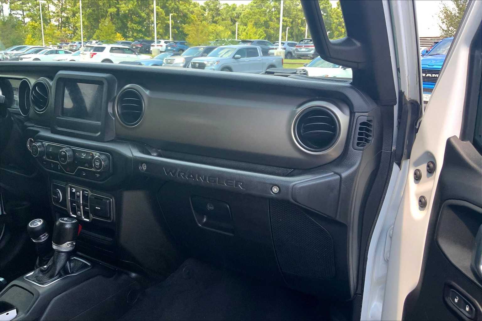 2018 Jeep Wrangler Unlimited Sport S photo 14