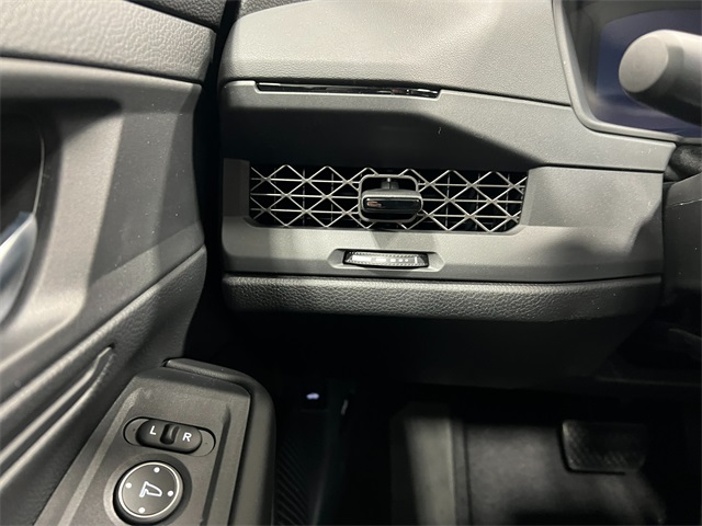 2025 Honda Accord LX photo 16