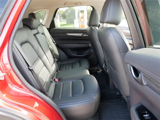 2019 Mazda CX-5 Grand Touring photo 16