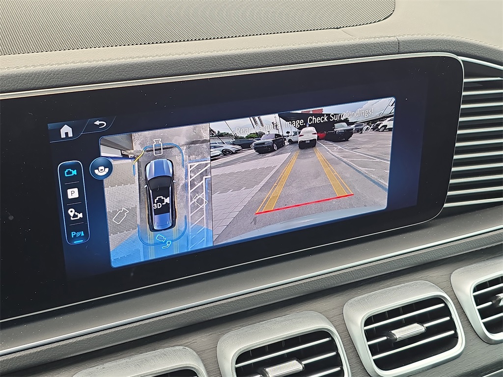 2025 Mercedes Benz GLS 450 4MATIC photo 30