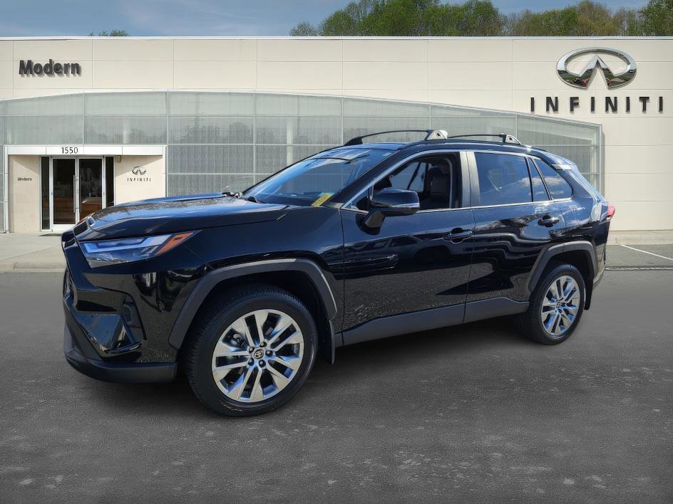 2024 Toyota RAV4 XLE Premium's photo