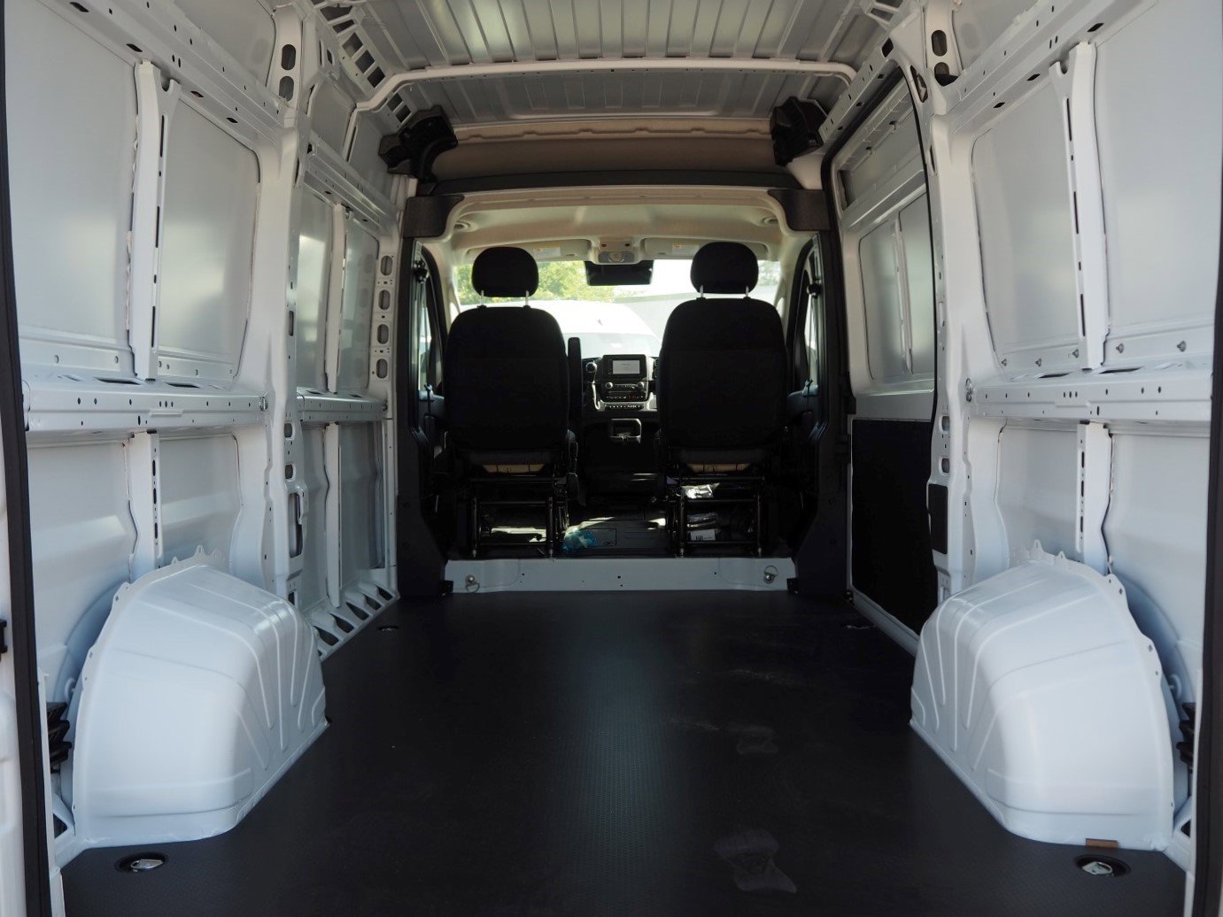 2023 Ram ProMaster 2500 photo 8