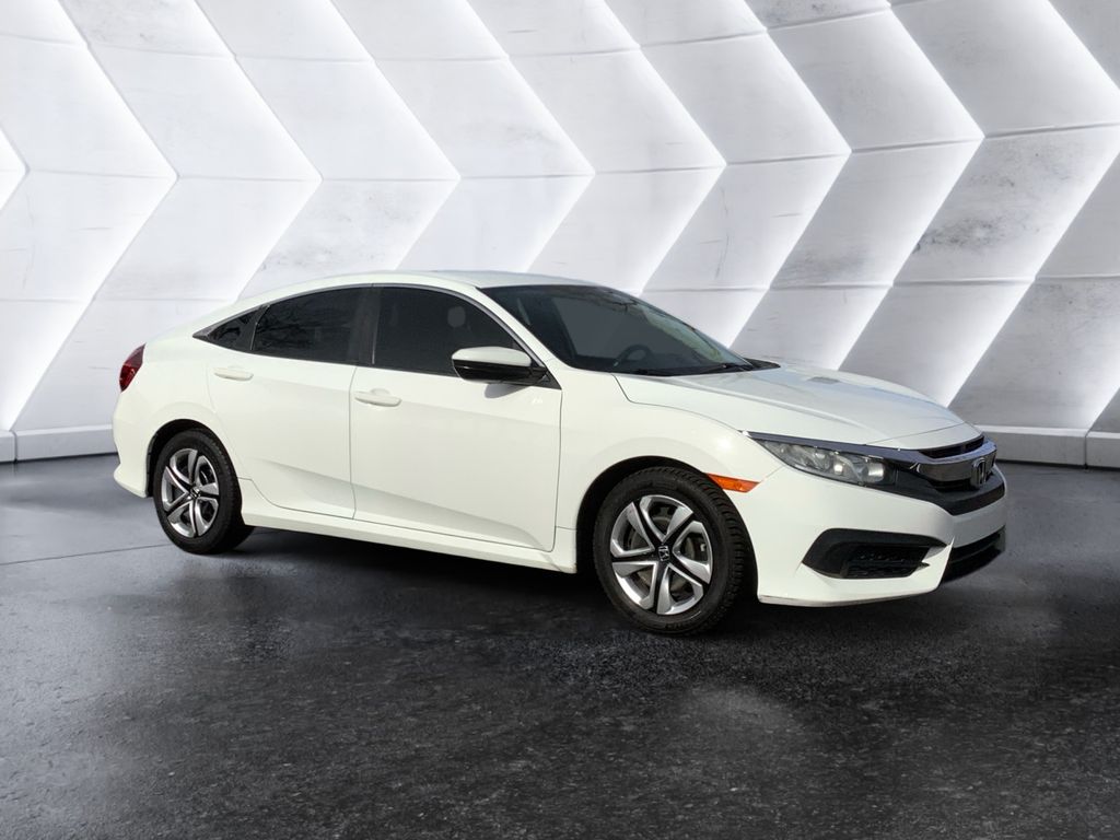 2016 Honda Civic LX's photo