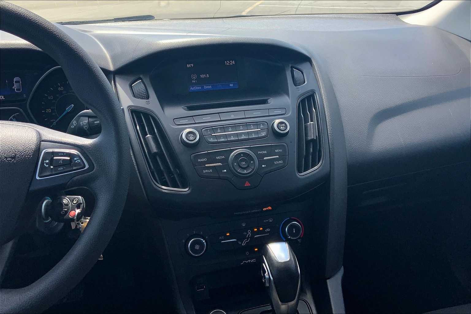 2016 Ford Focus SE photo 5